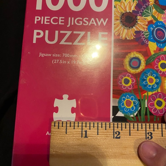 1000 piece puzzle, 🧩NWT/has never been opened, unique flower design.🧩 - Picture 6 of 10
